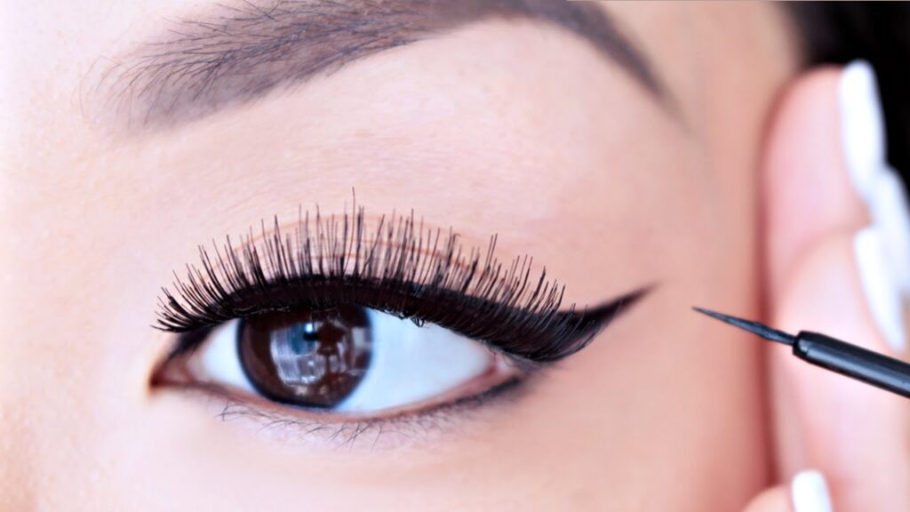 More Tips On Applying Liquid Eyeliner